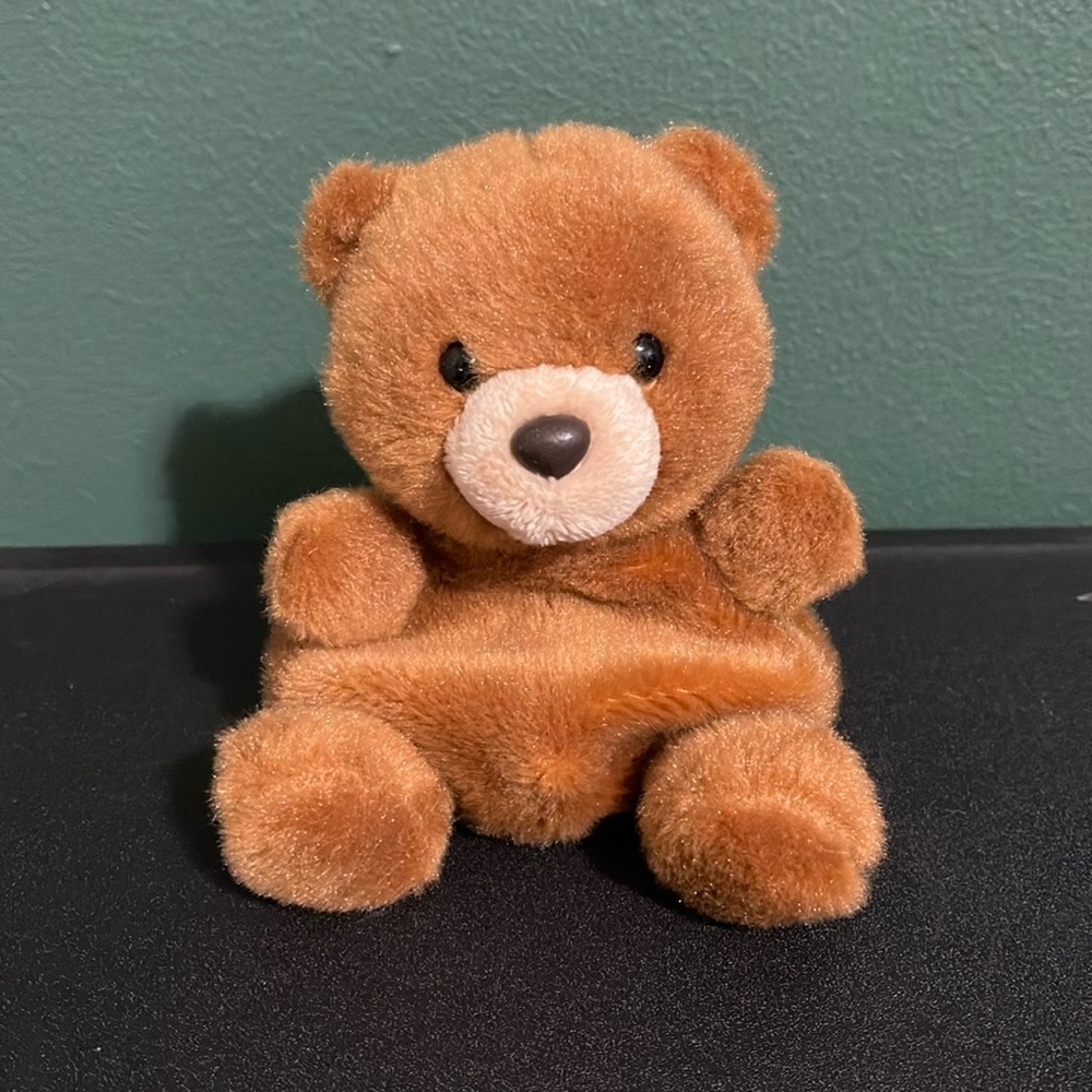 small stuffed bear